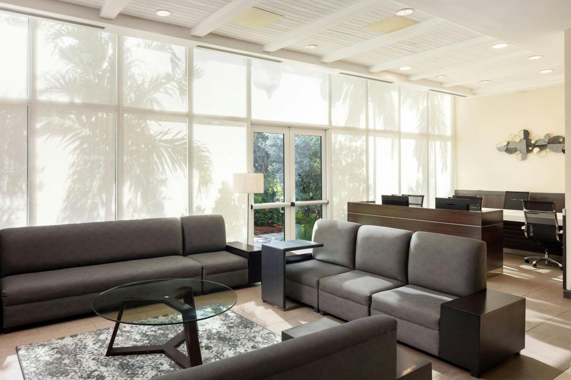 คอร์ตยาร์ด คิงส์ตัน จาไมก้า Hotel ภายนอก รูปภาพ