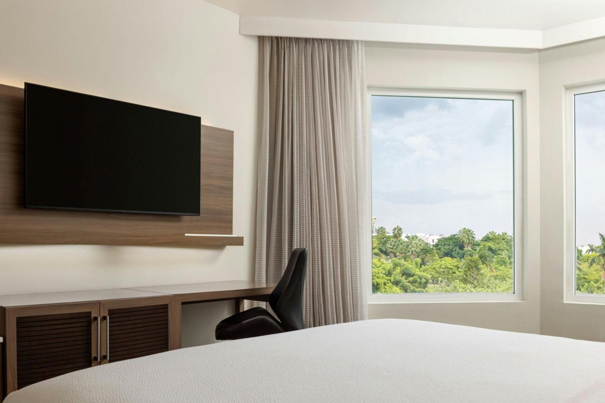 คอร์ตยาร์ด คิงส์ตัน จาไมก้า Hotel ภายนอก รูปภาพ